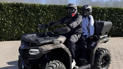 Quadulj meg Apával! – Apa-Fia quad kaland Üllőn, a repülők alatt 7