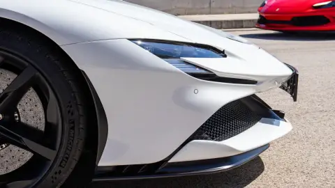 Ferrari SF90 Stradale élményvezetés a Kakucs Ringen 14