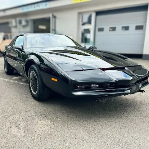 Knight Rider legendája visszatér: 15 perces KITT élményvezetés Tahitótfalun!
