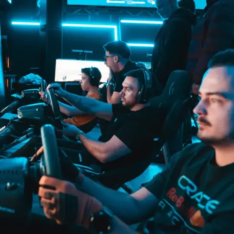 Gamerland páros szimulátorélmény – 2 fő részére, 2 órás játékélmény