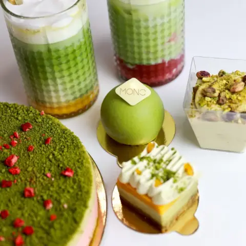 MONO Cake & Dessert – Vegyes süteményválogatás 2 fő részére Győrben