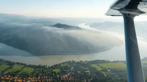 45 perces sétarepülés – Budapest és a Dunakanyar madártávlatból 4