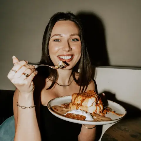 Édes kaland Édesanyával a Fluffy and Me palacsintázóban