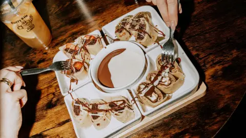 Édes kaland Édesapával a Fluffy and Me palacsintázóban 10