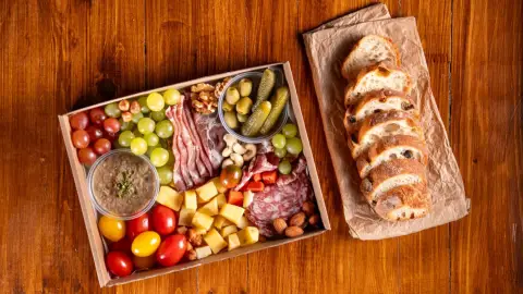 Naplemente & Brunch! – Hajókirándulás finom falatokkal a Dunakanyarban 13