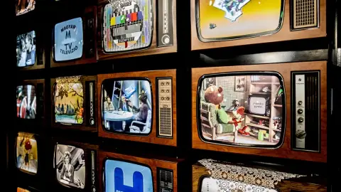 Családi belépő a Budapest Retro Élményközpontba + Ajándék hot dog menüvel! 5