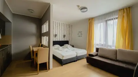 Hétköznapi feltöltődés szerelmeseknek – Mediterrán szállás 2 főre Siófokon 8