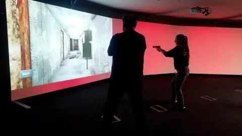 Szimulátoros élményprogram "Extended" – 5-8 fő részére Budaörsön 8