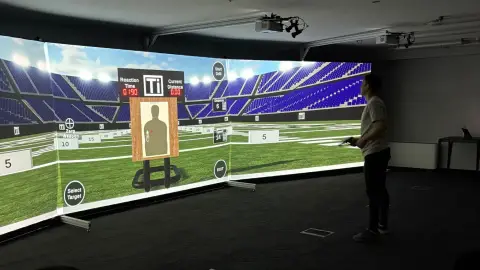 Szimulátoros élményprogram 2-4 fő részére Budaörsön 3