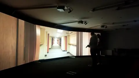 Szimulátoros élményprogram 2-4 fő részére Budaörsön 6