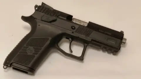 Élménylövészet Budapesten vagy Komáromban: Páros csomag – 40 lövés! 27