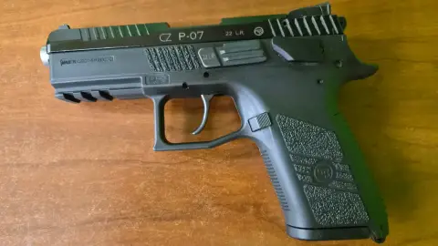 Élménylövészet Budapesten vagy Komáromban: Páros csomag – 40 lövés! 26