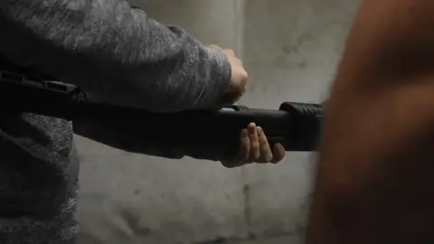 Élménylövészet Budapesten vagy Komáromban: Páros csomag – 40 lövés! 8