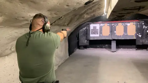 Élménylövészet Budapesten vagy Komáromban: Páros csomag – 40 lövés! 16