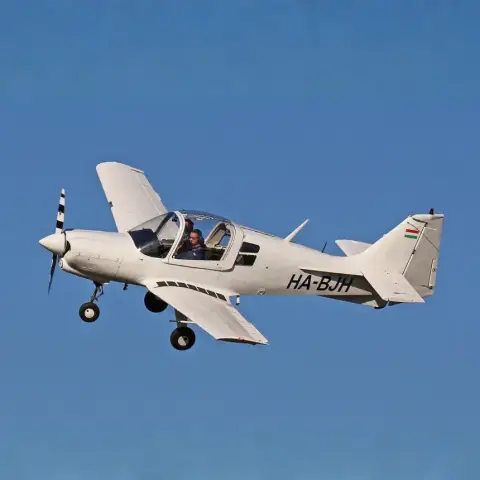 SK61 Bulldog – 60 perces műrepülés élmény Budaörsről indulva!