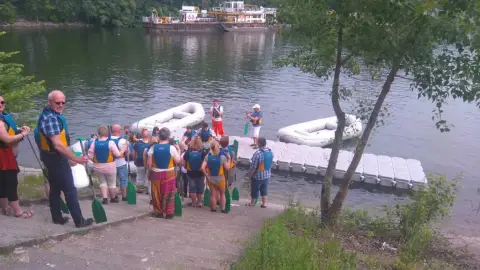Evezz át Budapesten! – Softrafting a Dunán 5