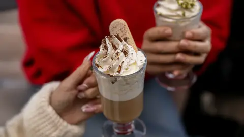 Budapesti városnéző hajózás a Dunán – Ajándék választható itallal! 2
