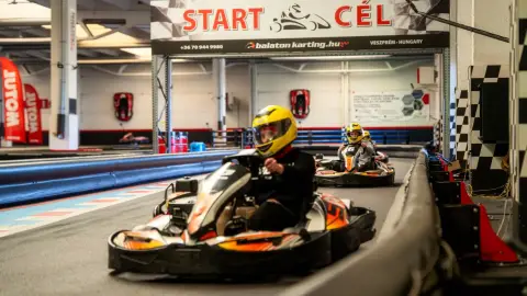 Páros gokartozás exkluzív környezetben a Balatonkarting Veszprém pályáján! 7