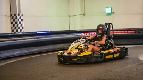 Páros gokartozás exkluzív környezetben a Balatonkarting Veszprém pályáján! 9