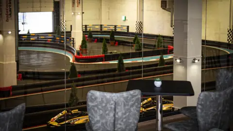 Páros gokartozás exkluzív környezetben a Balatonkarting Veszprém pályáján! 21