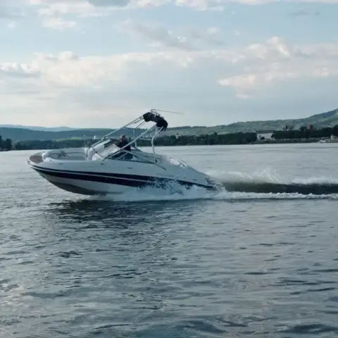 Budapest preview! – Exkluzív, privát hajózás a Dunán, Sződligetről indulva