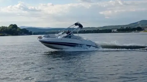 Rejtett Duna-ágak! – Exkluzív, privát hajózás a Dunán, Sződligetről indulva 2