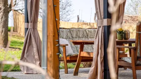Füge Házikó – Otthon a Bakonyban 2 éjszakára! 3