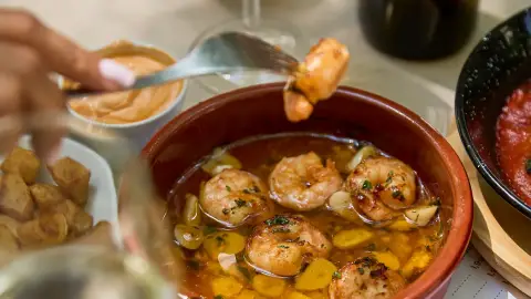 100% Gluténmentes & Mediterrán tapasélmény 2 fő részére a Saboré-ban 1
