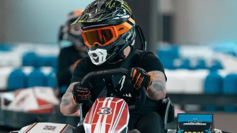 Éljétek át a sebesség örömét együtt! – Csoportos gokart élmény Székesfehérváron 15