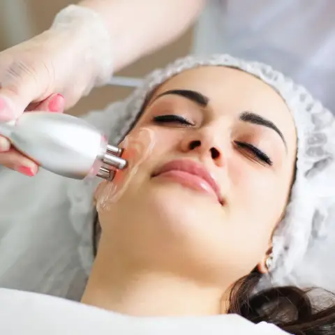 Anti-aging arcfeszesítő kezelés rádiófrekvenciával – 1 fő részére Budapesten