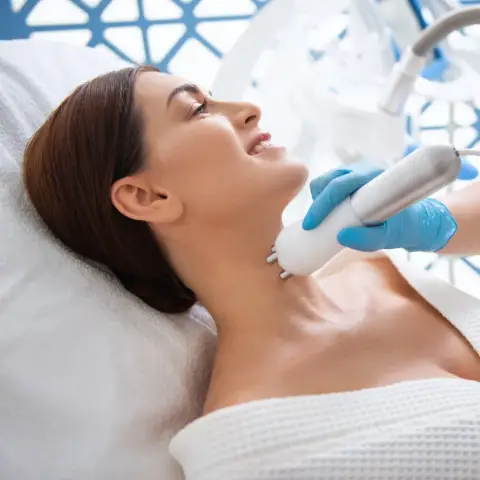 Arc-Nyak-Dekoltázs – Kombinált anti-aging kezelés rádiófrekvenciával Budapesten