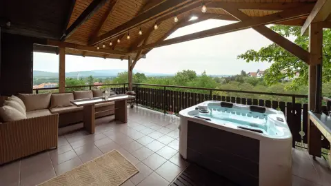 3 nap 2 éjszaka 2 fő részére a Bogdányi Kisházban 9