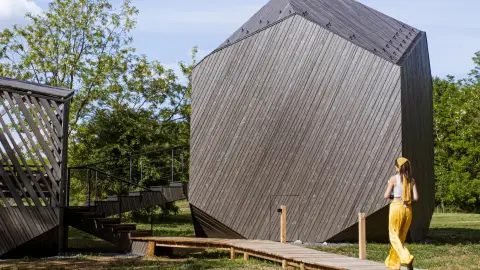 Kettesben 2 éjszaka a prémium Grand Szikla kabinházban 1