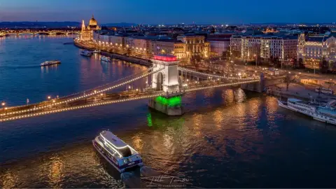 Kettesben egy Vacsorahajón a Dunán Operett és Folklór Műsorral 7