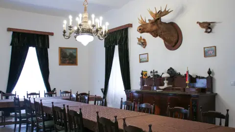 Kettesben távol a világ zajától, a festői szépségű Forster Vadászkastélyban 4