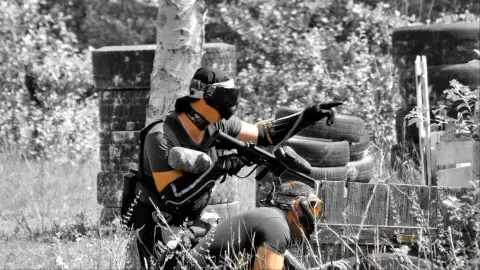 Vőlegény szívatós paintball játék legénybúcsúra 8 fő részére 8