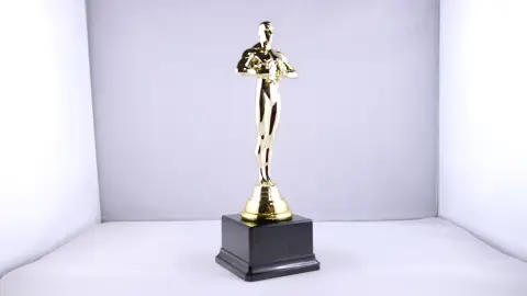 Oscar szobor gravírozás nélkül 1