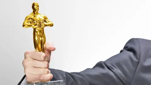 Oscar szobor gravírozás nélkül 4