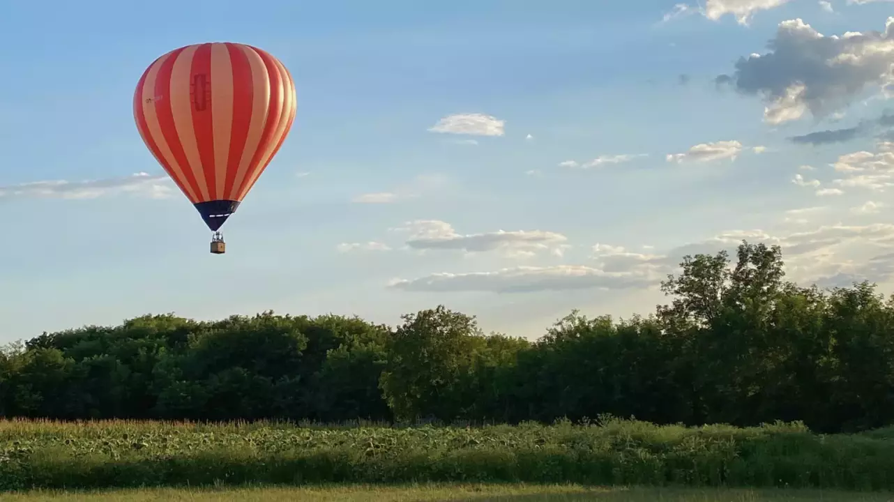 Égig érő közös kaland! - Családi hőlégballonos repülés Medvesalja tájain fő kép