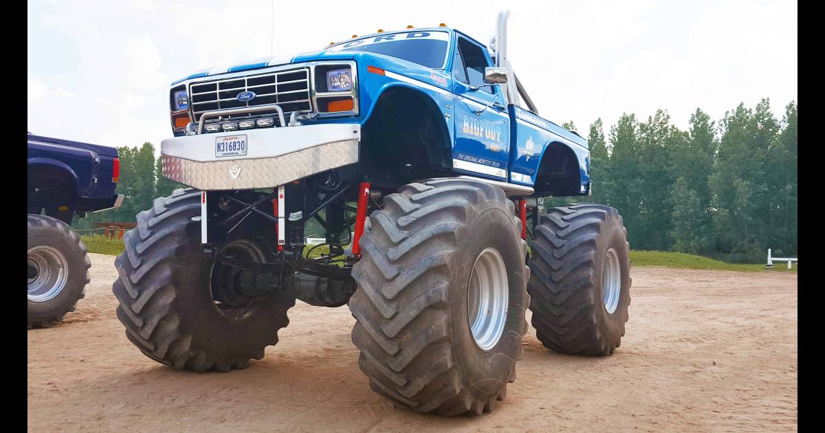 F150 Rodeo Rodeó a Monster Ford F150 Bigfoot platóján - Meglepkék