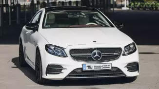 Bérelj egy 2019-es Mercedes E53 AMG-t!