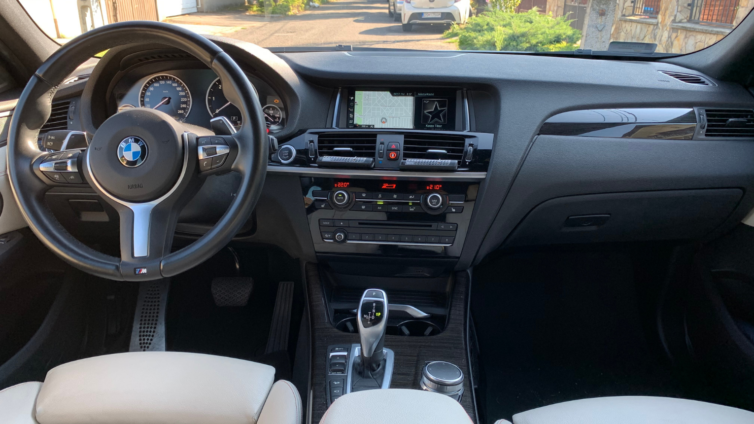 BMW 430i xDrive Cabrio kölcsönzés