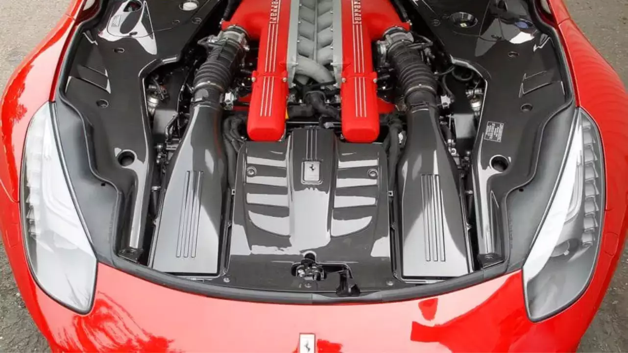 800 LE-ős Ferrari F12 Berlinetta kölcsönzése fő kép