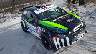 Ford Fiesta Rally vezetés a Kakucs Ringen kosár