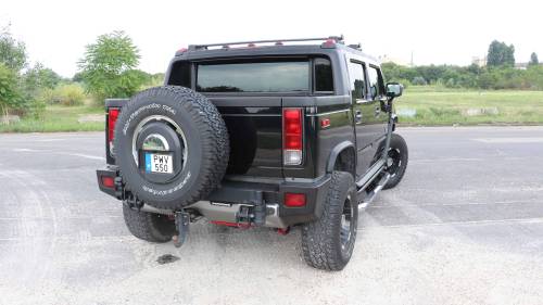 Hummer H2-es utcai vezetés ajándékba 5