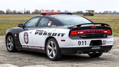 400 LE-ős Dodge Charger rendőrautó 30 perces utcai vezetés 9