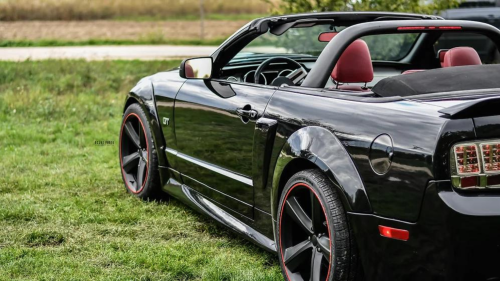 Ford Mustang V8 élményvezetés vagy bérlés Polgárdi környékén 2