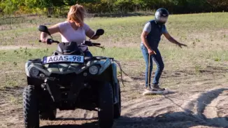 Romantikus quadozás kettesben-1 órás quad túra homoksurfözéssel kosár