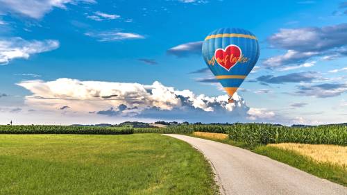 Suhanj hőlégballonnal Pécs felett 2