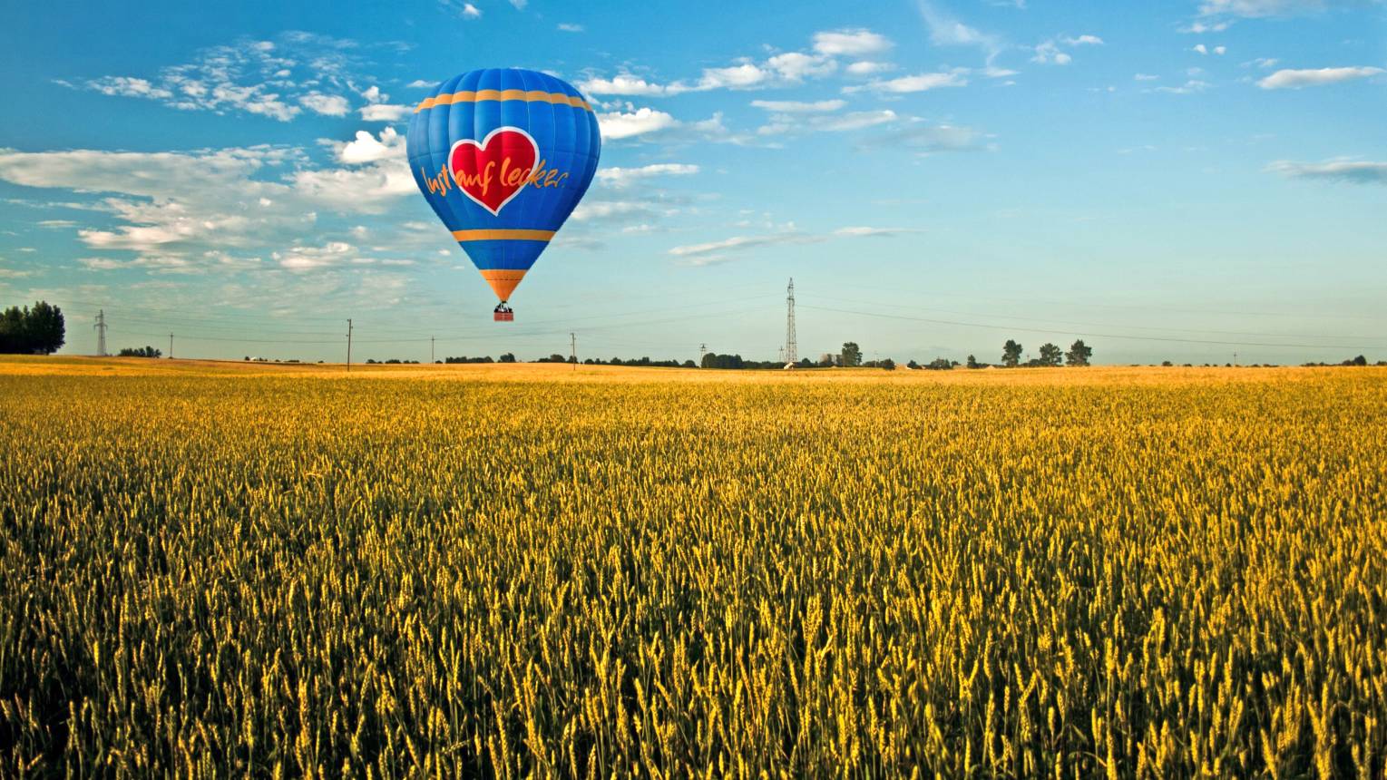 Suhanj hőlégballonnal Eger térségében 3
